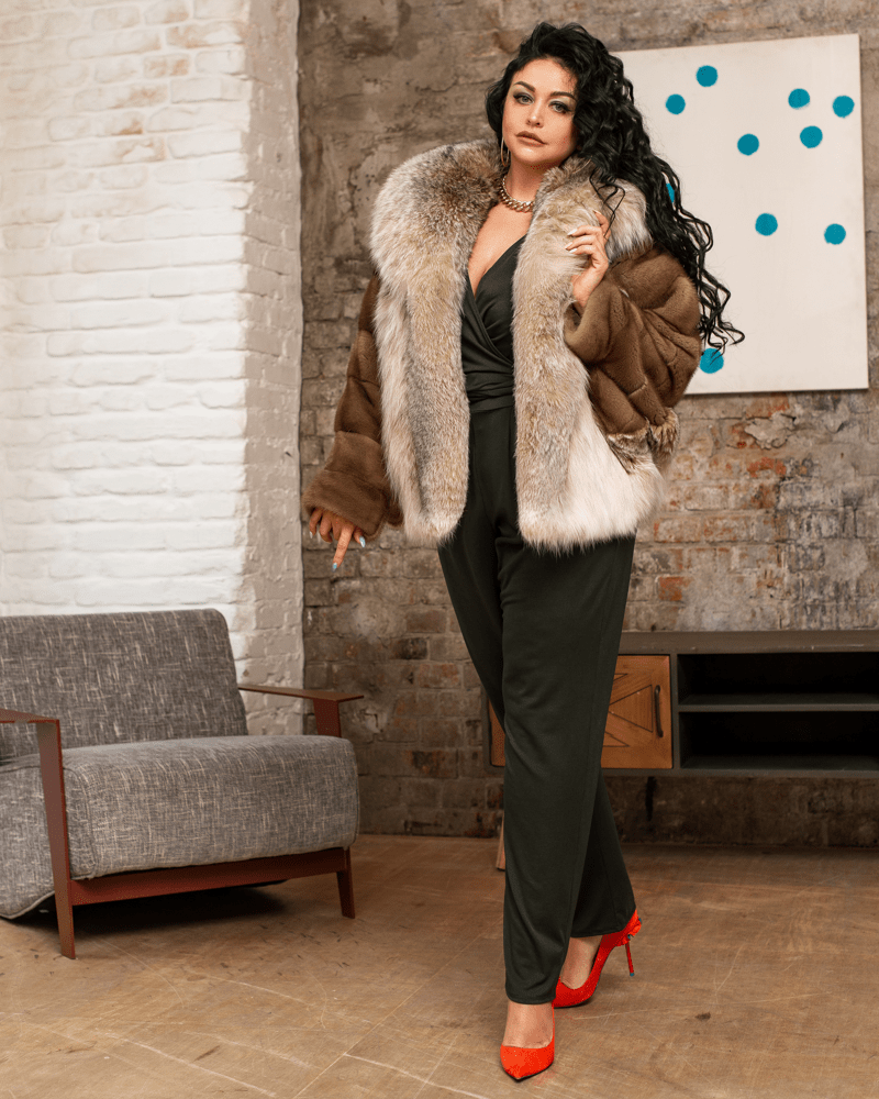Официальный сайт фабрики меховых изделий ELENA FURS