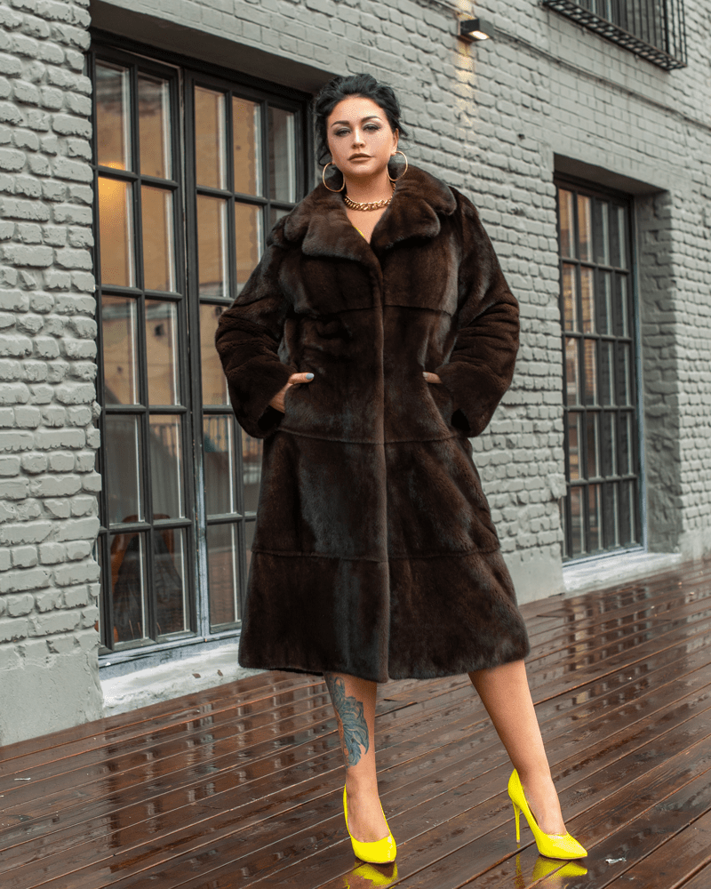 Официальный сайт фабрики меховых изделий ELENA FURS