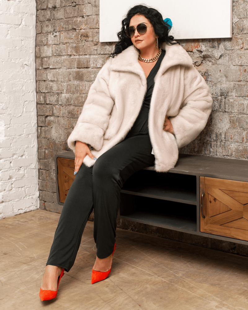 Официальный сайт фабрики меховых изделий ELENA FURS